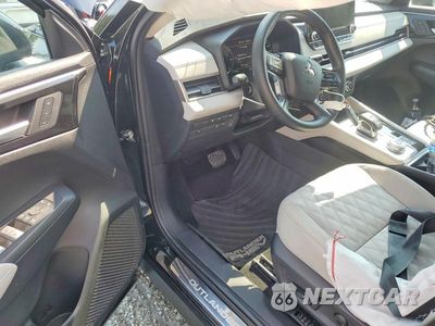 Zdjęcie 8 z 13 samochodu: 2024 MITSUBISHI OUTLANDER SEL VIN:JA4T5WA91RZ040685 - miniatura