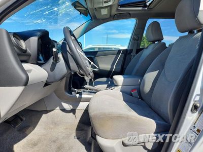 Zdjęcie 7 z 14 samochodu: 2011 TOYOTA RAV4 BASE VIN:JTMBF4DV2BD041939 - miniatura
