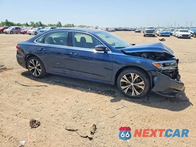 Czwarte zdjęcie samochodu z boku: 2021 VOLKSWAGEN PASSAT SE VIN:1VWSA7A33MC004097 - miniatura