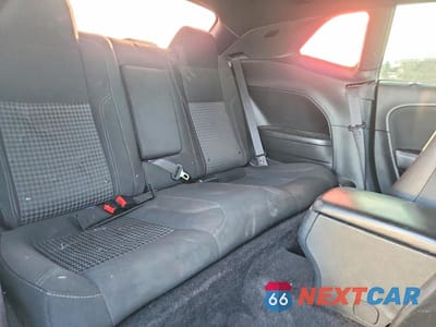 Zdjęcie 10 z 13 samochodu: 2016 DODGE CHALLENGER SXT VIN:2C3CDZAG0GH332175 - miniatura