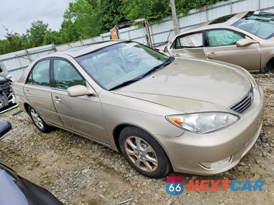 Czwarte zdjęcie samochodu z boku: 2005 TOYOTA CAMRY XLE V6 VIN:4T1BF30K05U613306 - miniatura