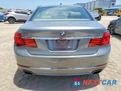 Zdjęcie 6 z 12 samochodu: 2013 BMW 750 LI VIN:WBAYE8C51DDE22285 - miniatura