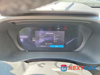 Zdjęcie 9 z 13 samochodu: 2024 VOLVO XC40 ULTIMATE VIN:YV4L12UM8R2379914 - miniatura