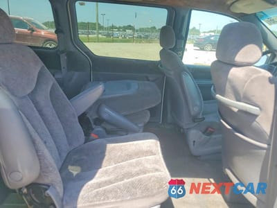 Zdjęcie 11 z 13 samochodu: 2000 DODGE GRAND CARAVAN SE VIN:2B4GP44GXYR738721 - miniatura