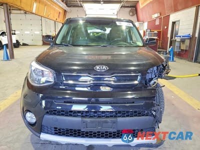 Piąte zdjęcie samochodu w środku: 2019 KIA SOUL + VIN:KNDJP3A54K7913706 - miniatura