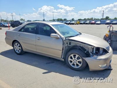 Czwarte zdjęcie samochodu z boku: 2006 TOYOTA CAMRY XLE VIN:4T1BE30K26U688125 - miniatura