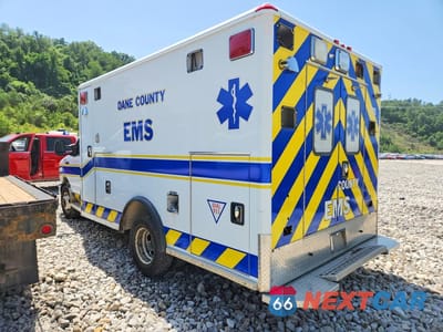 Drugie zdjęcie samochodu z przodu: 2018 FORD ECONOLINE E350 SD AMBULANCE VIN:1FDWE3FS3JDC23127 - miniatura