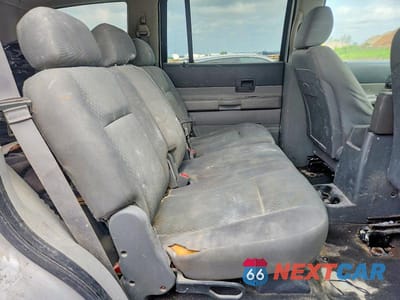 Zdjęcie 11 z 13 samochodu: 2008 DODGE DURANGO SXT VIN:1D8HB38N48F152050 - miniatura