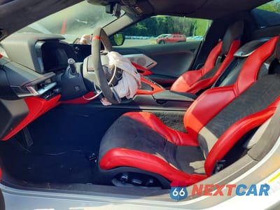 Zdjęcie 7 z 12 samochodu: 2021 CHEVROLET CORVETTE CONVERTIBLE 3LT VIN:1G1YC3D40M5118527 - miniatura