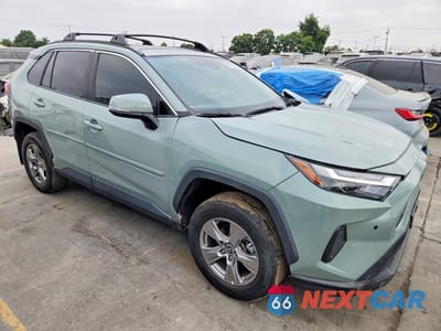 Czwarte zdjęcie samochodu z boku: 2023 TOYOTA RAV4 XLE VIN:2T3W1RFV0PW287635 - miniatura