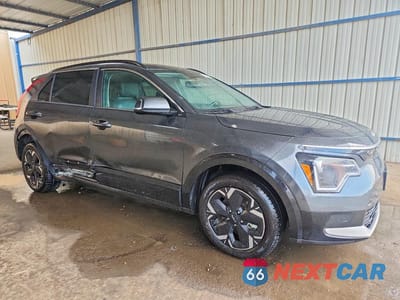Czwarte zdjęcie samochodu z boku: 2024 KIA NIRO WIND VIN:KNDCR3L17R5108513 - miniatura