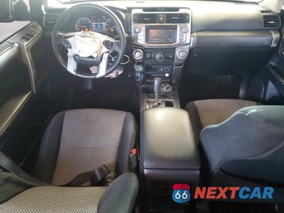 Zdjęcie 8 z 12 samochodu: 2017 TOYOTA 4RUNNER SR5 VIN:JTEBU5JR2H5455028 - miniatura
