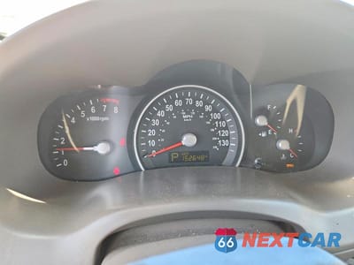 Zdjęcie 9 z 13 samochodu: 2012 KIA SEDONA VIN:KNDMG4C75C6480986 - miniatura