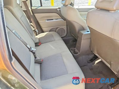 Zdjęcie 10 z 12 samochodu: 2008 JEEP COMPASS SPORT VIN:1J8FF47W98D534136 - miniatura