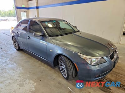 Czwarte zdjęcie samochodu z boku: 2009 BMW 535 I VIN:WBANW13589C163408 - miniatura