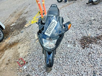 Drugie zdjęcie samochodu z przodu: 1997 HONDA CBR1100 XX VIN:JH2SC3506VM001588 - miniatura
