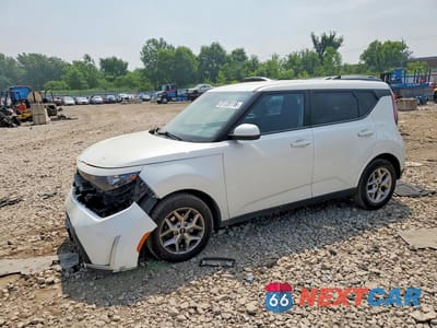 2024 KIA SOUL LX KNDJ23AU7R7900979 - główne zdjęcie licytacji z USA - miniatura