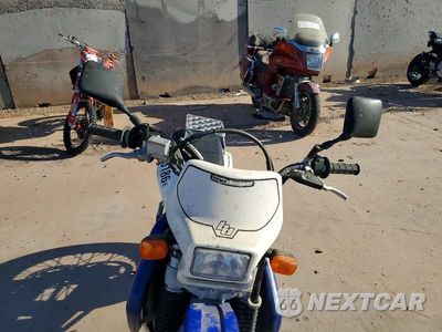 Piąte zdjęcie samochodu w środku: 2000 SUZUKI DR-Z400 S VIN:JS1SK43A7Y2101870 - miniatura