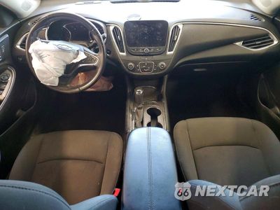 Zdjęcie 8 z 12 samochodu: 2018 CHEVROLET MALIBU LT VIN:1G1ZD5ST2JF290765 - miniatura