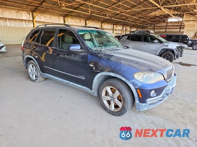 Czwarte zdjęcie samochodu z boku: 2009 BMW X5 XDRIVE30I VIN:5UXFE43549L263449 - miniatura