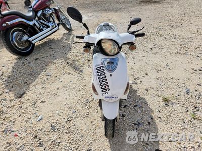 Drugie zdjęcie samochodu z przodu: 2016 GENUINE SCOOTER CO. BUDDY 50 VIN:RFVPAP5A8G1119589 - miniatura