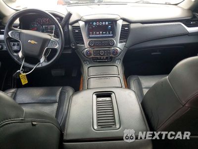 Zdjęcie 8 z 14 samochodu: 2019 CHEVROLET SUBURBAN K1500 PREMIER VIN:1GNSKJKC0KR402378 - miniatura