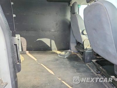 Zdjęcie 15 z 20 samochodu: 2019 FORD TRANSIT T-150 VIN:1FTYE1ZM3KKB79352 - miniatura