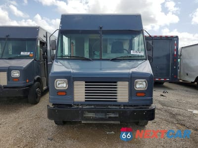 Piąte zdjęcie samochodu w środku: 2020 FORD F59 VIN:1F65F5KN4L0A11648 - miniatura