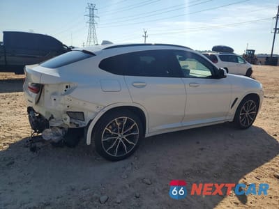 Trzecie zdjęcie samochodu z tyłu: 2021 BMW X4 XDRIVE30I VIN:5UX2V1C08M9H97399 - miniatura