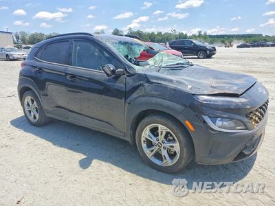 Czwarte zdjęcie samochodu z boku: 2023 HYUNDAI KONA SEL VIN:KM8K62ABXPU963571 - miniatura