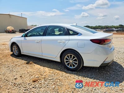 Drugie zdjęcie samochodu z przodu: 2019 HYUNDAI SONATA SE VIN:5NPE24AF8KH738774 - miniatura