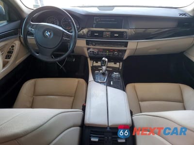 Zdjęcie 8 z 12 samochodu: 2012 BMW 528 XI VIN:WBAXH5C54CDW02261 - miniatura