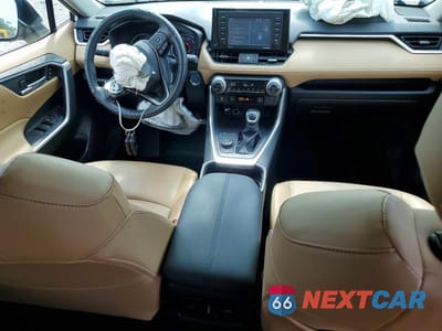 Zdjęcie 8 z 13 samochodu: 2021 TOYOTA RAV4 HYBRID XLE PREMIUM VIN:JTMB6RFVXMD009575 - miniatura