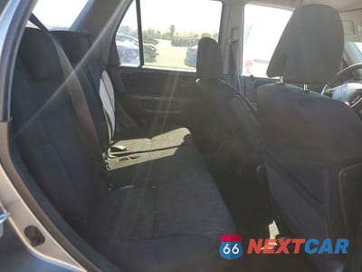 Zdjęcie 11 z 13 samochodu: 2005 HONDA CR-V LX VIN:JHLRD68515C019101 - miniatura