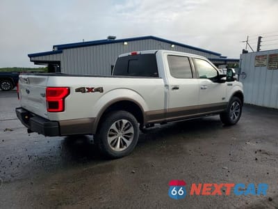 Trzecie zdjęcie samochodu z tyłu: 2019 FORD F150 SUPERCREW VIN:1FTFW1E49KFC74775 - miniatura