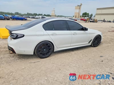 Trzecie zdjęcie samochodu z tyłu: 2017 BMW 540 XI VIN:WBAJE7C37HG887813 - miniatura