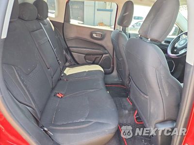 Zdjęcie 10 z 12 samochodu: 2018 JEEP COMPASS SPORT VIN:3C4NJDAB9JT415574 - miniatura