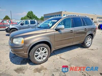 2013 VOLVO XC90 3.2 YV4952CZ7D1665960 - główne zdjęcie licytacji z USA - miniatura