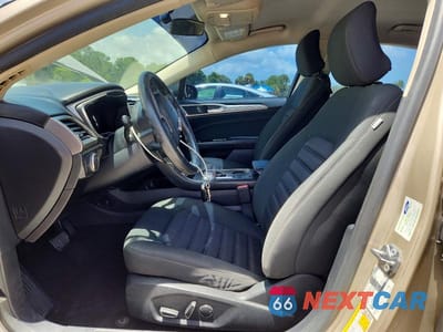 Zdjęcie 7 z 12 samochodu: 2017 FORD FUSION SE VIN:3FA6P0HD4HR364100 - miniatura