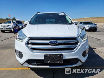 Piąte zdjęcie samochodu w środku: 2017 FORD ESCAPE SE VIN:1FMCU9G90HUD53557 - miniatura