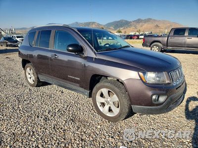Czwarte zdjęcie samochodu z boku: 2016 JEEP COMPASS SPORT VIN:1C4NJDBB5GD521341 - miniatura