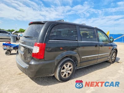 Trzecie zdjęcie samochodu z tyłu: 2013 CHRYSLER TOWN & COUNTRY TOURING VIN:2C4RC1BG1DR554903 - miniatura