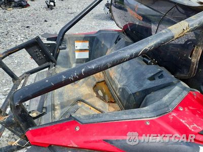 Zdjęcie 6 z 10 samochodu: 2020 HONDA TALON UTILITY VEHICLE VIN:1HFVE0548L4101177 - miniatura