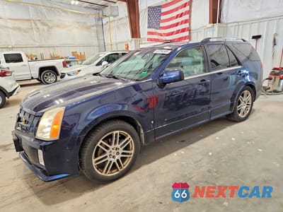 2008 CADILLAC SRX 1GYEE63A880112100 - główne zdjęcie licytacji z USA - miniatura