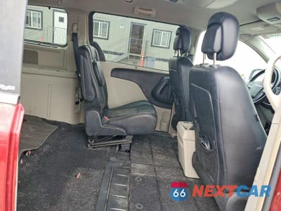 Zdjęcie 11 z 13 samochodu: 2013 CHRYSLER TOWN & COUNTRY TOURING L VIN:2C4RC1CG4DR583584 - miniatura