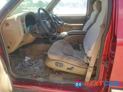 Zdjęcie 7 z 12 samochodu: 2001 CHEVROLET BLAZER VIN:1GNDT13W012187218 - miniatura