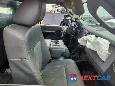 Zdjęcie 10 z 12 samochodu: 2015 FORD F350 VIN:1FDRF3G67FEA24546 - miniatura