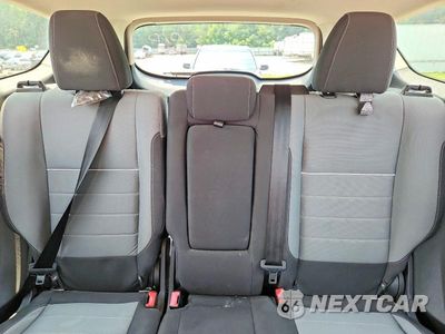 Zdjęcie 8 z 13 samochodu: 2015 FORD ESCAPE SE VIN:1FMCU0G93FUB28588 - miniatura