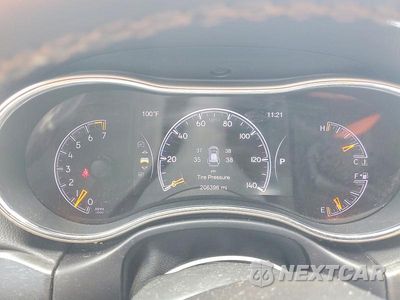 Zdjęcie 9 z 14 samochodu: 2017 JEEP GRAND CHEROKEE LIMITED VIN:1C4RJEBG1HC846501 - miniatura