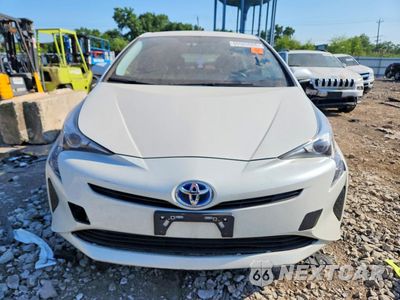 Piąte zdjęcie samochodu w środku: 2016 TOYOTA PRIUS THREE VIN:JTDKARFU3G3027092 - miniatura